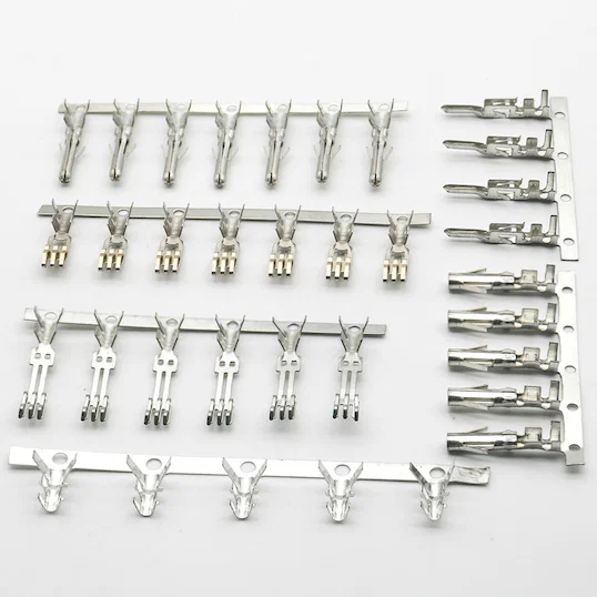 Terminal de Enchufe de Tubo Metálico Sin Soldadura 5.08mm